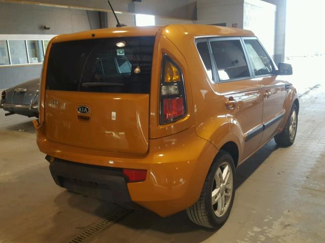 KNDJT2A28B7208824 - 2011 KIA SOUL + ORANGE photo 4