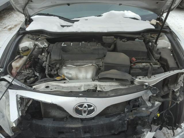 4T1BF3EK6BU774621 - 2011 TOYOTA CAMRY BASE SILVER photo 7