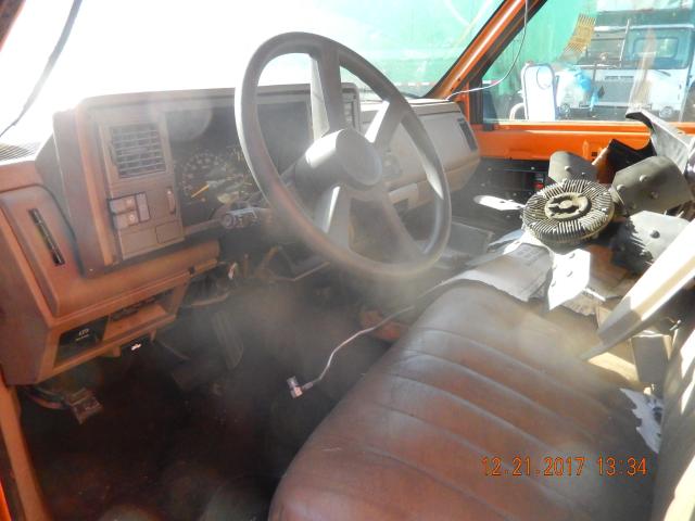 1GDKC34F2RJ524186 - 1994 GMC SIERRA C35 ORANGE photo 8