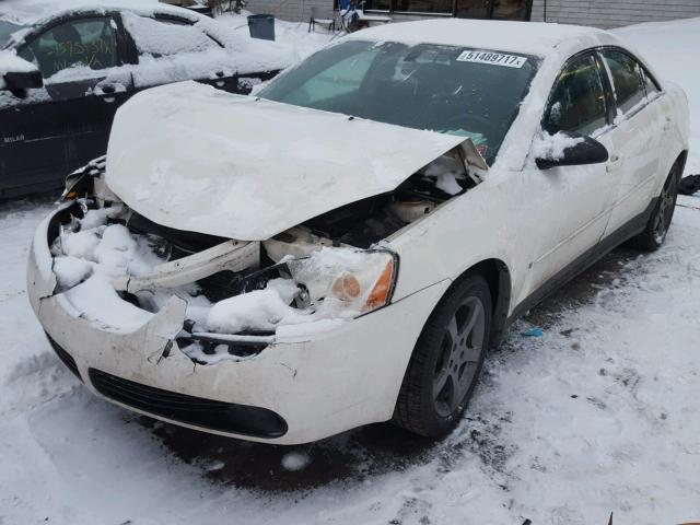 1G2ZG58N874152261 - 2007 PONTIAC G6 BASE WHITE photo 2