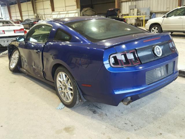 1ZVBP8AM3D5215396 - 2013 FORD MUSTANG BLUE photo 3