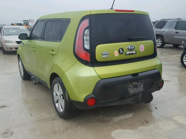 KNDJN2A24E7041960 - 2014 KIA SOUL GREEN photo 3