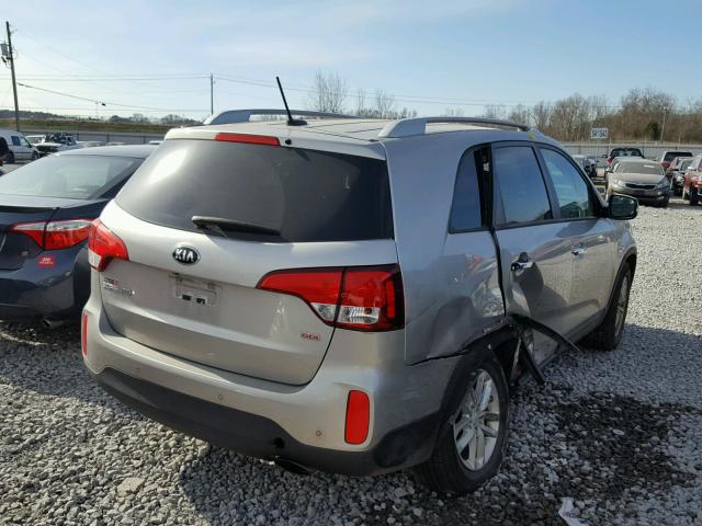 5XYKT3A62FG643909 - 2015 KIA SORENTO LX SILVER photo 4