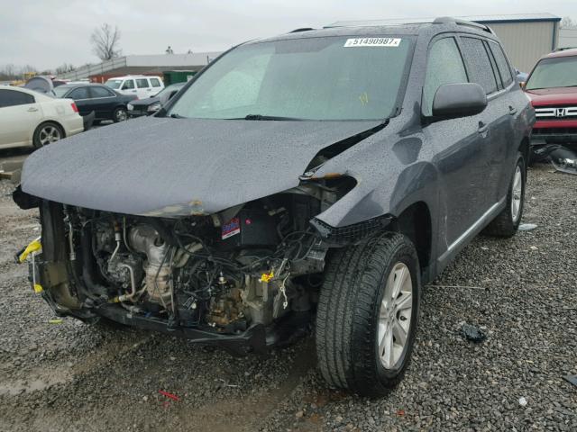 5TDZK3EH3BS049873 - 2011 TOYOTA HIGHLANDER GRAY photo 2