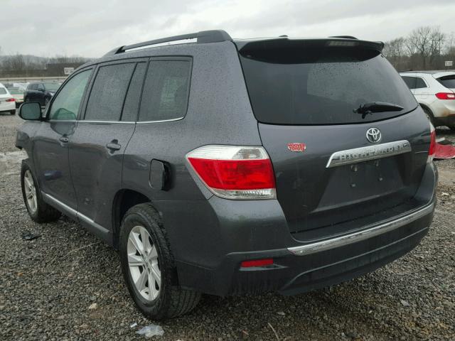 5TDZK3EH3BS049873 - 2011 TOYOTA HIGHLANDER GRAY photo 3