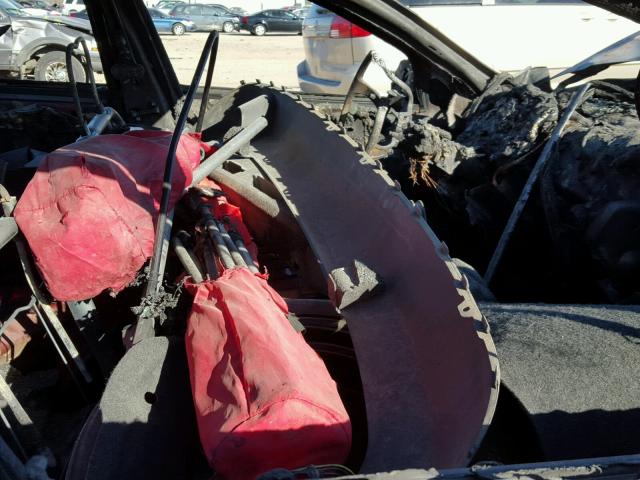 2G2WP552181145453 - 2008 PONTIAC GRAND PRIX RED photo 5