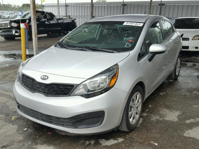 KNADM4A33F6492368 - 2015 KIA RIO LX SILVER photo 2