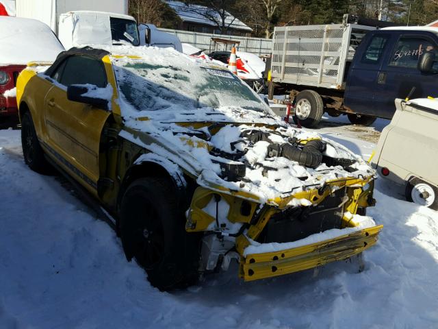 1ZVFT84N065251972 - 2006 FORD MUSTANG YELLOW photo 1