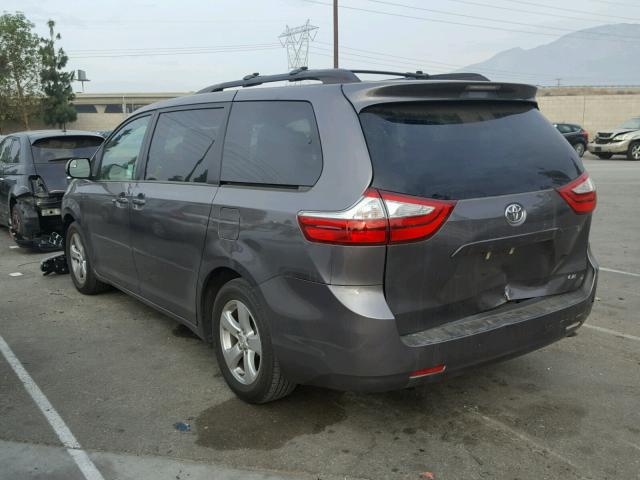 5TDKK3DC2FS617527 - 2015 TOYOTA SIENNA LE GRAY photo 3