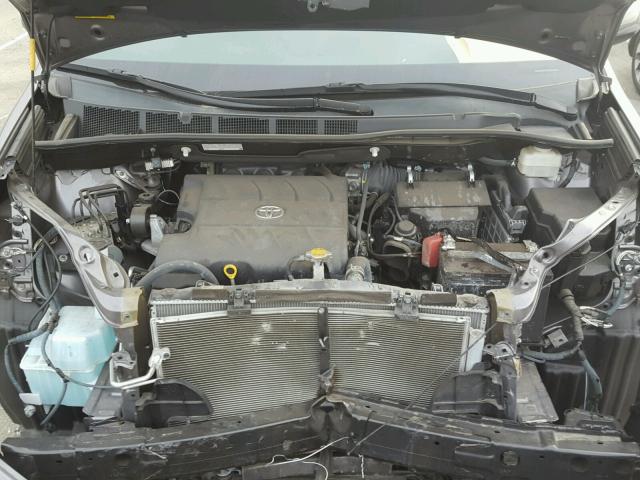 5TDKK3DC2FS617527 - 2015 TOYOTA SIENNA LE GRAY photo 7