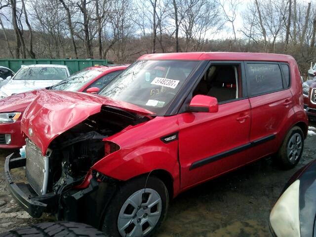 KNDJT2A58D7606936 - 2013 KIA SOUL RED photo 2