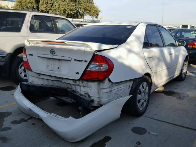 4T1BF30K63U049318 - 2003 TOYOTA CAMRY LE თეთრი ფოტო 4