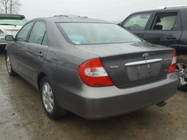 4T1BF32K64U585409 - 2004 TOYOTA CAMRY LE GRAY photo 3