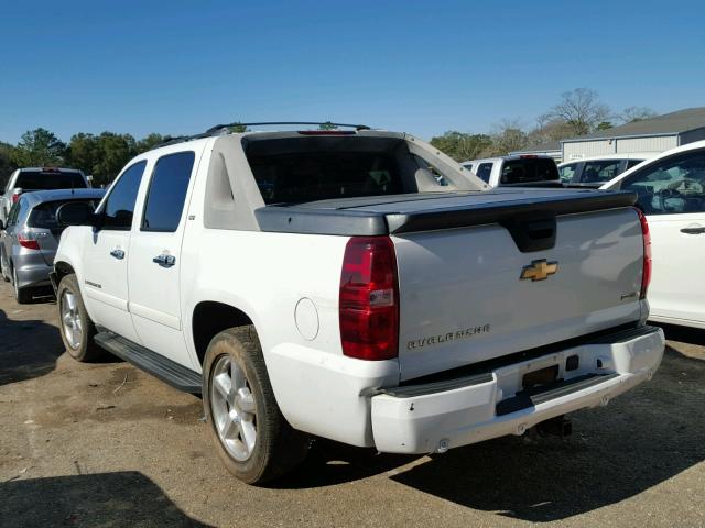 3GNEC12027G275625 - 2007 CHEVROLET AVALANCHE WHITE photo 3