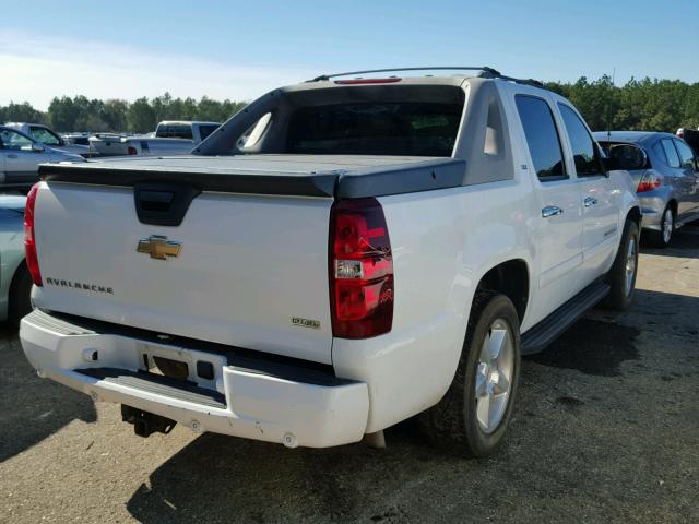 3GNEC12027G275625 - 2007 CHEVROLET AVALANCHE WHITE photo 4