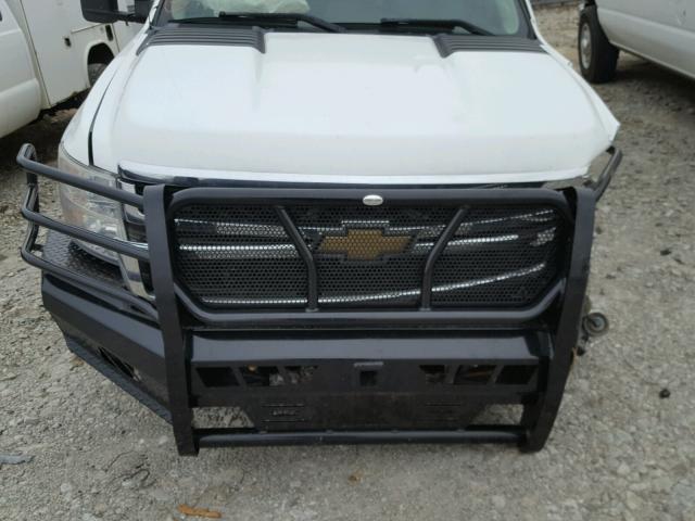 1GC1CXCG3BF235473 - 2011 CHEVROLET SILVERADO WHITE photo 7