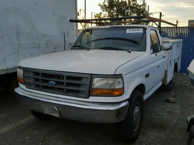 3FTHF25G5VMA59486 - 1997 FORD F250 WHITE photo 2