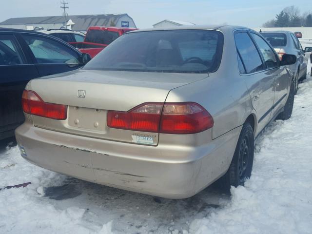 JHMCG5643YC000809 - 2000 HONDA ACCORD LX BROWN photo 4