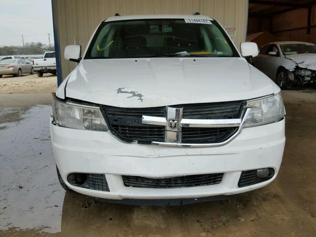 3D4PG5FV5AT105991 - 2010 DODGE JOURNEY SX WHITE photo 9