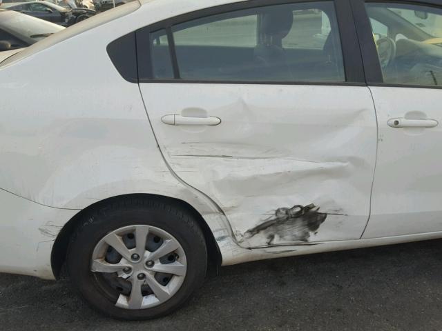 KNADM4A33E6397209 - 2014 KIA RIO LX Սպիտակ լուսանկար 9