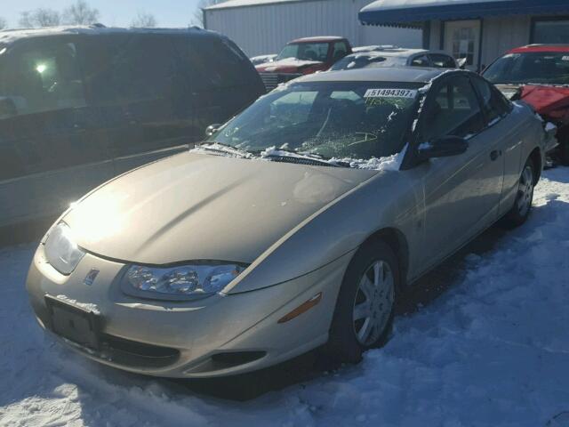 1G8ZP12821Z117372 - 2001 SATURN SC1 BEIGE photo 2