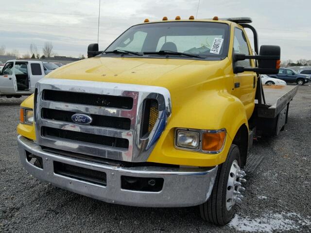 3FRWF6FCXCV179563 - 2012 FORD F650 SUPER YELLOW photo 2