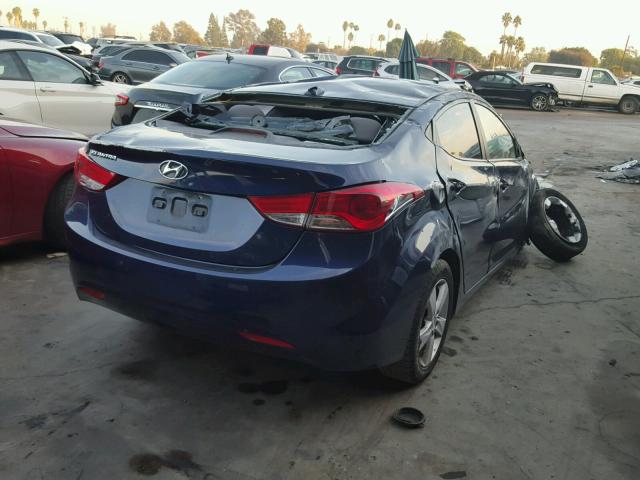 5NPDH4AEXDH308748 - 2013 HYUNDAI ELANTRA GL BLUE photo 4