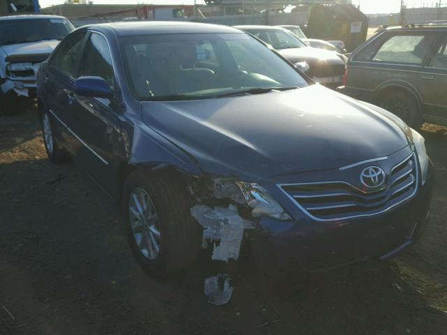 4T1BF3EK4BU764010 - 2011 TOYOTA CAMRY BASE BLUE photo 1