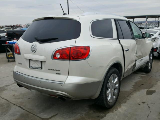 5GALRCED0AJ125237 - 2010 BUICK ENCLAVE CX WHITE photo 4