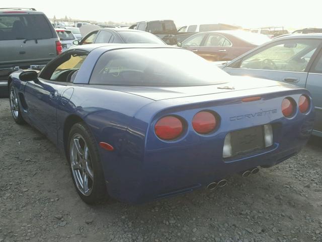 1G1YY22GX25108321 - 2002 CHEVROLET CORVETTE BLUE photo 3