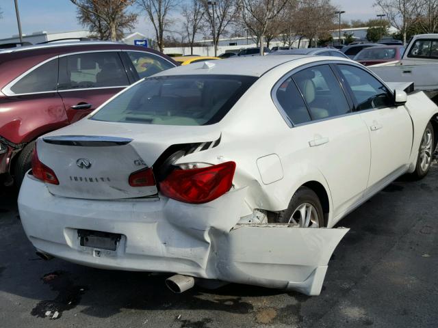 JNKBV61E08M225495 - 2008 INFINITI G35 WHITE photo 4