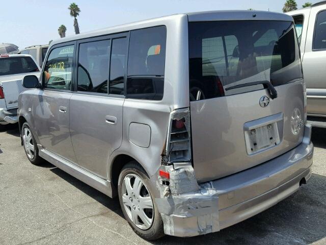 JTLKT334X50185976 - 2005 TOYOTA SCION XB GRAY photo 3