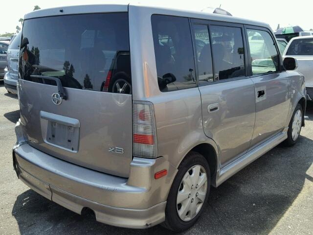 JTLKT334X50185976 - 2005 TOYOTA SCION XB GRAY photo 4