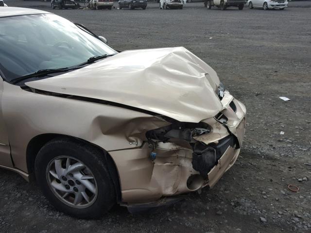 1G2NF52E74C132823 - 2004 PONTIAC GRAND AM S GOLD photo 9