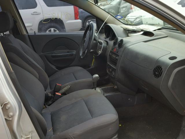 KL1TD66607B792205 - 2007 CHEVROLET AVEO BASE SILVER photo 5