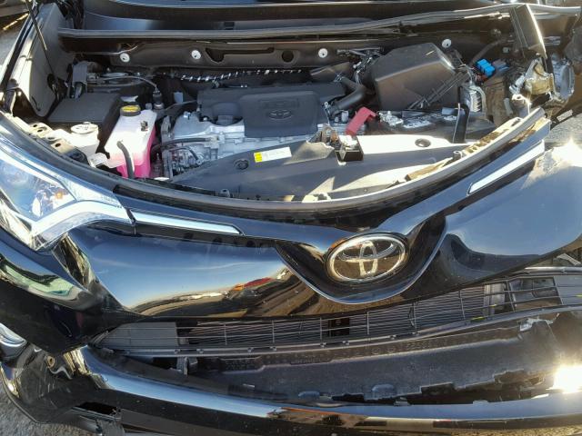 2T3RFREV6JW705929 - 2018 TOYOTA RAV4 ADVEN BLACK photo 7