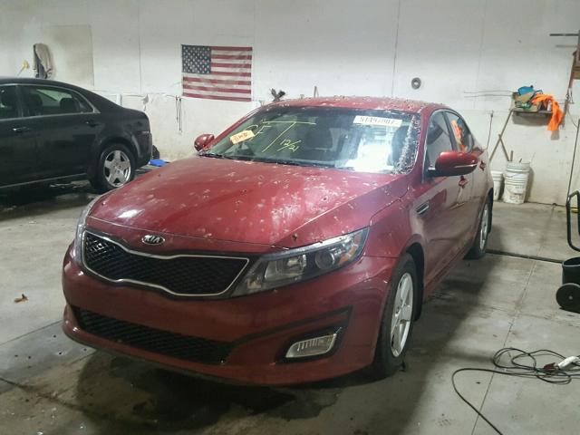 5XXGM4A73FG501073 - 2015 KIA OPTIMA LX RED photo 2