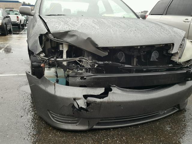 4T1BE32K15U568733 - 2005 TOYOTA CAMRY LE GRAY photo 9