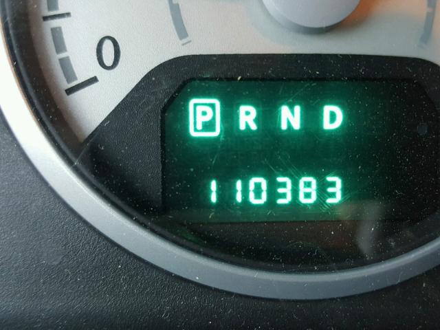 2A8HR44HX8R655941 - 2008 CHRYSLER TOWN & COU GOLD photo 8