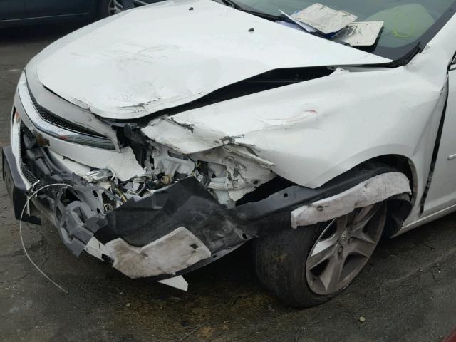 1G1ZB5E0XCF147332 - 2012 CHEVROLET MALIBU LS WHITE photo 9