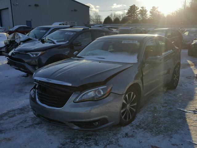 1C3CCBBBXDN593507 - 2013 CHRYSLER 200 TOURIN GRAY photo 2