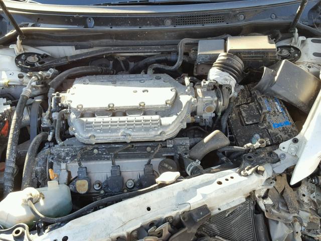 JH4KB16565C009737 - 2005 ACURA RL WHITE photo 7