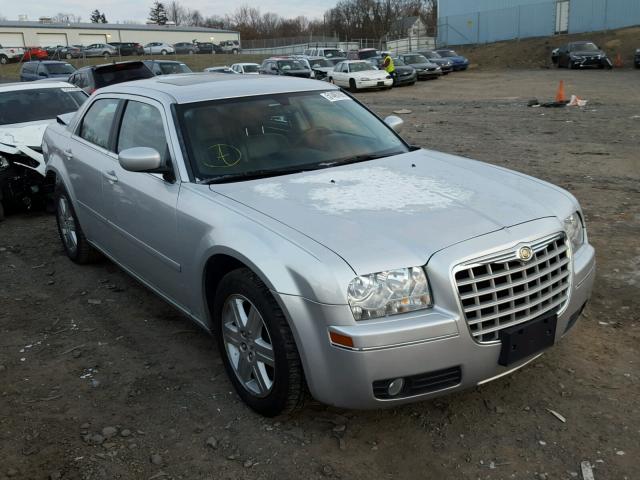 2C3JK53G65H622792 - 2005 CHRYSLER 300 TOURIN SILVER photo 1