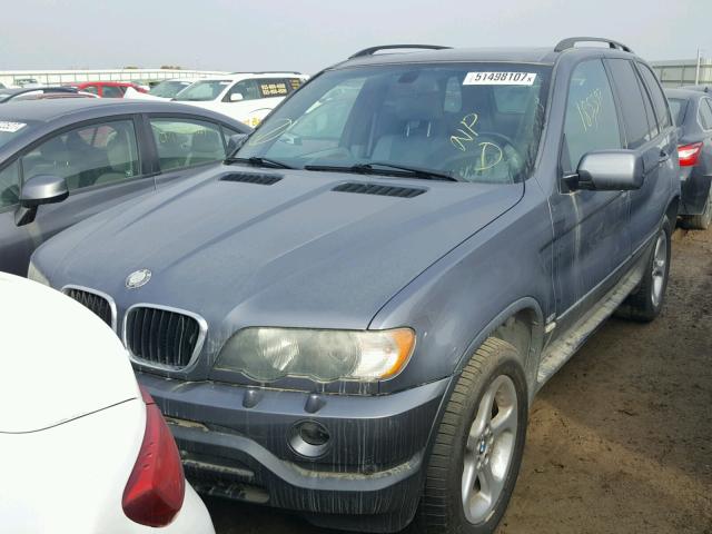 5UXFA53552LV70040 - 2002 BMW X5 3.0I GRAY photo 2