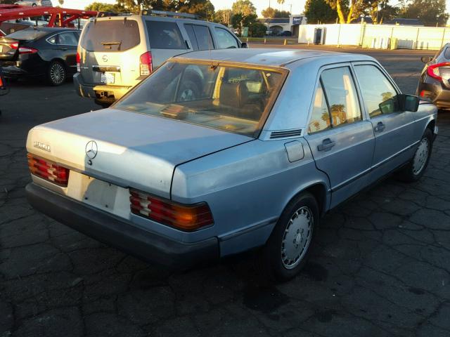 WDBDB26D1GF146818 - 1986 MERCEDES-BENZ 190 D 2.5 BLUE photo 4