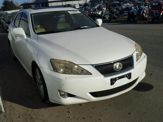 JTHBE262X75012179 - 2007 LEXUS IS 350 WHITE photo 1