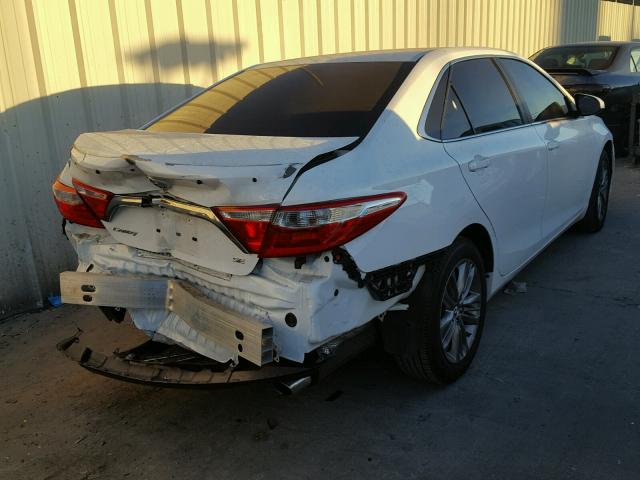 4T1BF1FK2GU136926 - 2016 TOYOTA CAMRY LE WHITE photo 4