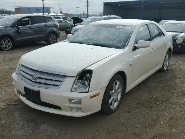 1G6DW677750197703 - 2005 CADILLAC STS WHITE photo 2