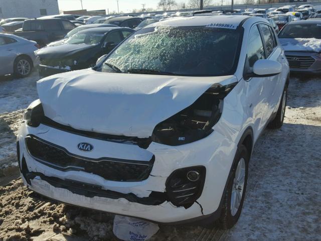 KNDPMCAC3J7380280 - 2018 KIA SPORTAGE L WHITE photo 2