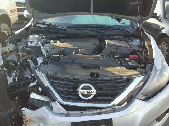 1N4AL3APXHN319189 - 2017 NISSAN ALTIMA 2.5 SILVER photo 7